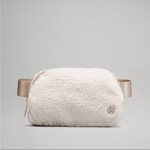 Lululemon Wear Everywhere Sherpa Fleece Belt Bag -Natural Ivory/Trench Beige